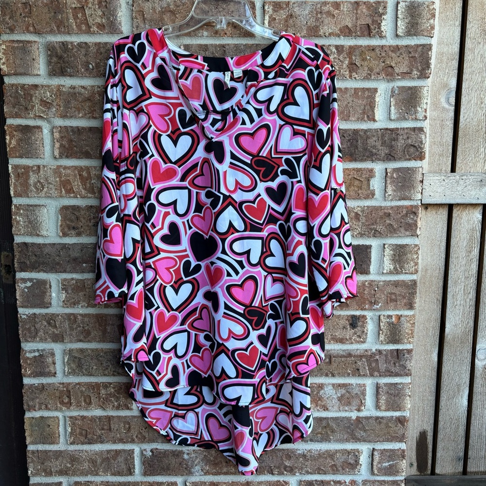 Cato Semi sheer high low valentine hearts blouse size 18/20